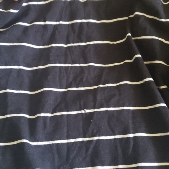hippie laundry black white stripe tee vneck Size Medium - Picture 9 of 9